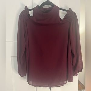 Trouvé burgundy top size M